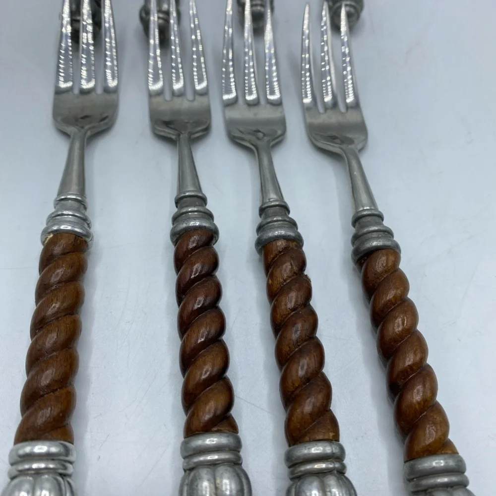 Reed and Barton Bannister Appetizer Forks Set Of 8 Brown Swirl Handle - Picture 2 of 5